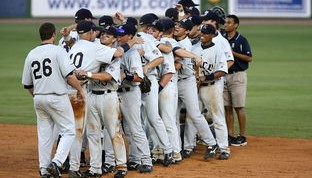 开运体育-中国篮球职业联赛球队战术创新案例分析与总结，篮球联赛战术中文版