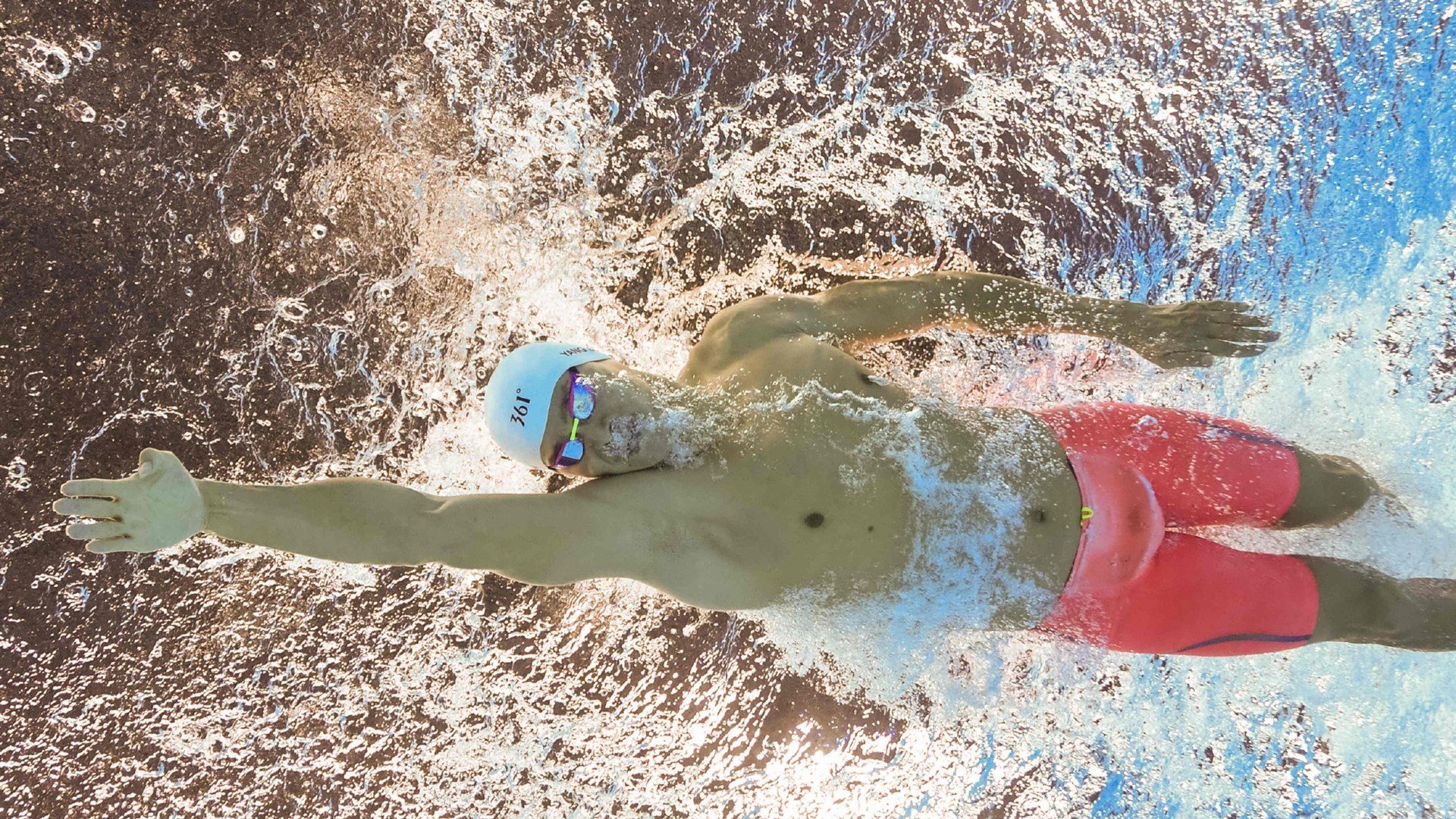 中国男泳队再创佳绩，中国男子泳坛